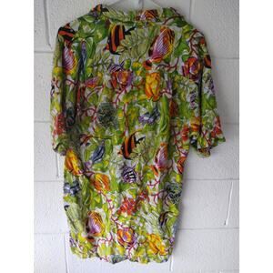 Laguna size large women's button up top